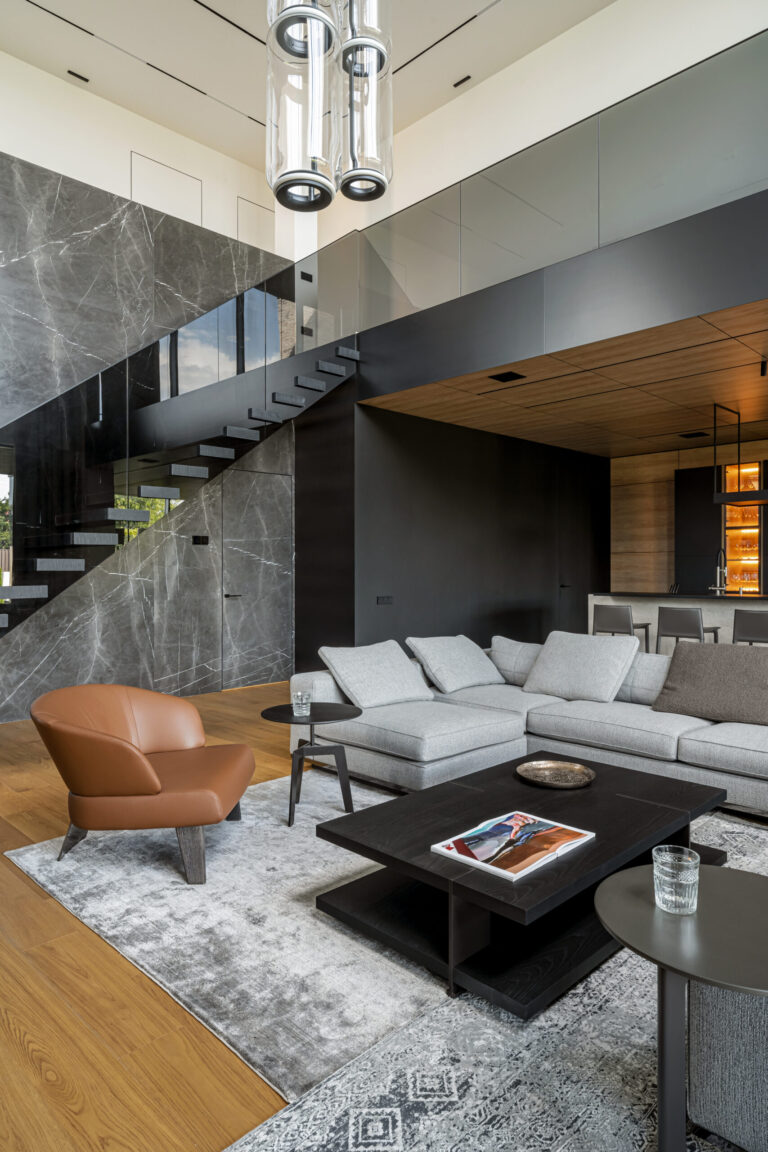 “Modern kitchen with marble surfaces and built-in ventilation — detail by BE team”